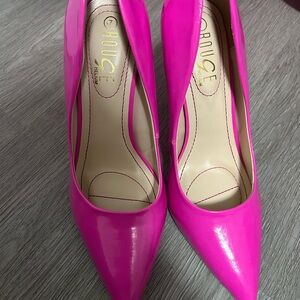 Chic Pink Heels by